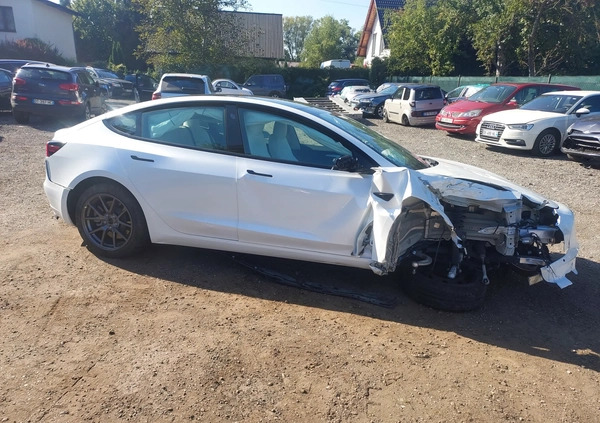 Tesla Model 3 cena 57900 przebieg: 20000, rok produkcji 2021 z Tykocin małe 497
